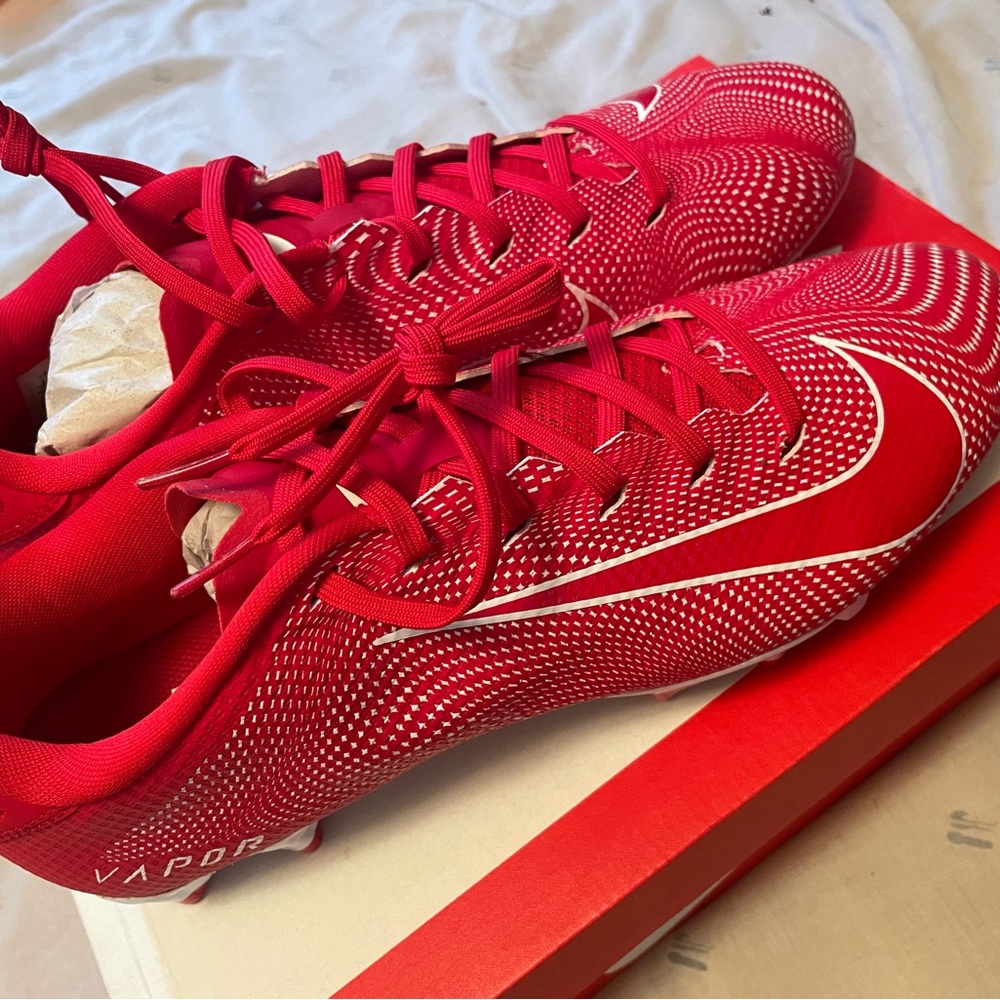 Nike Mens Vapor Edge size 11 Red